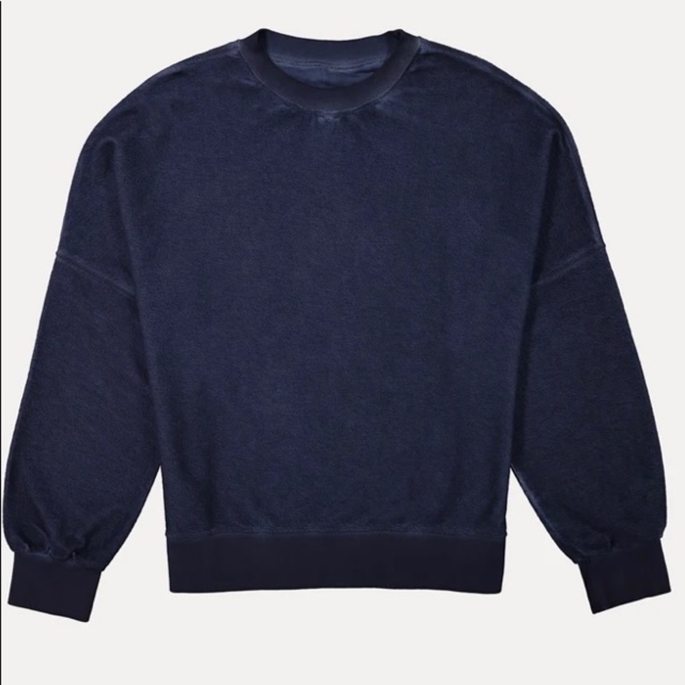 Navy crew neck sweatshirt